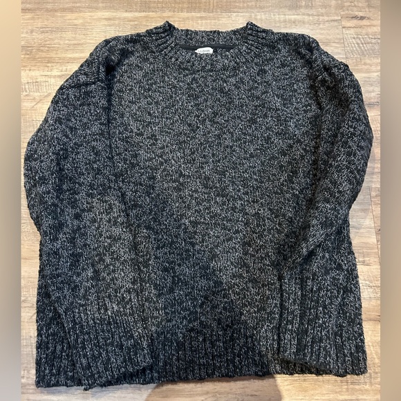 L.L. Bean Sweaters - LL Bean Grey knit sweater 100% cotton